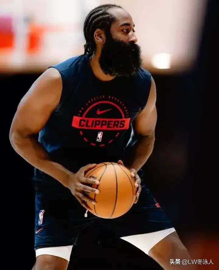 哈登两位助 哈登两位助